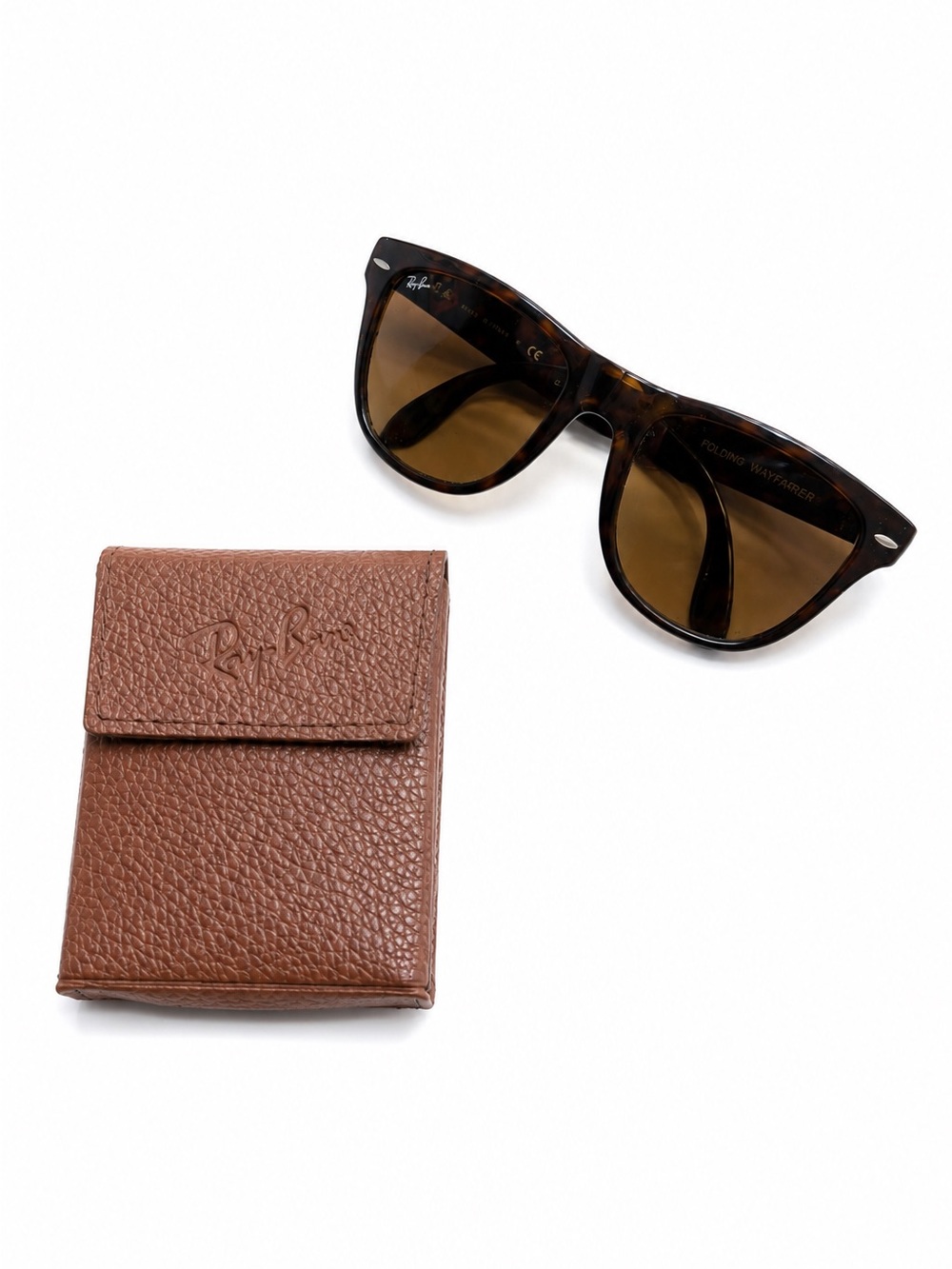 Ray-Ban Folding Wayfarer Sunglasses + Case